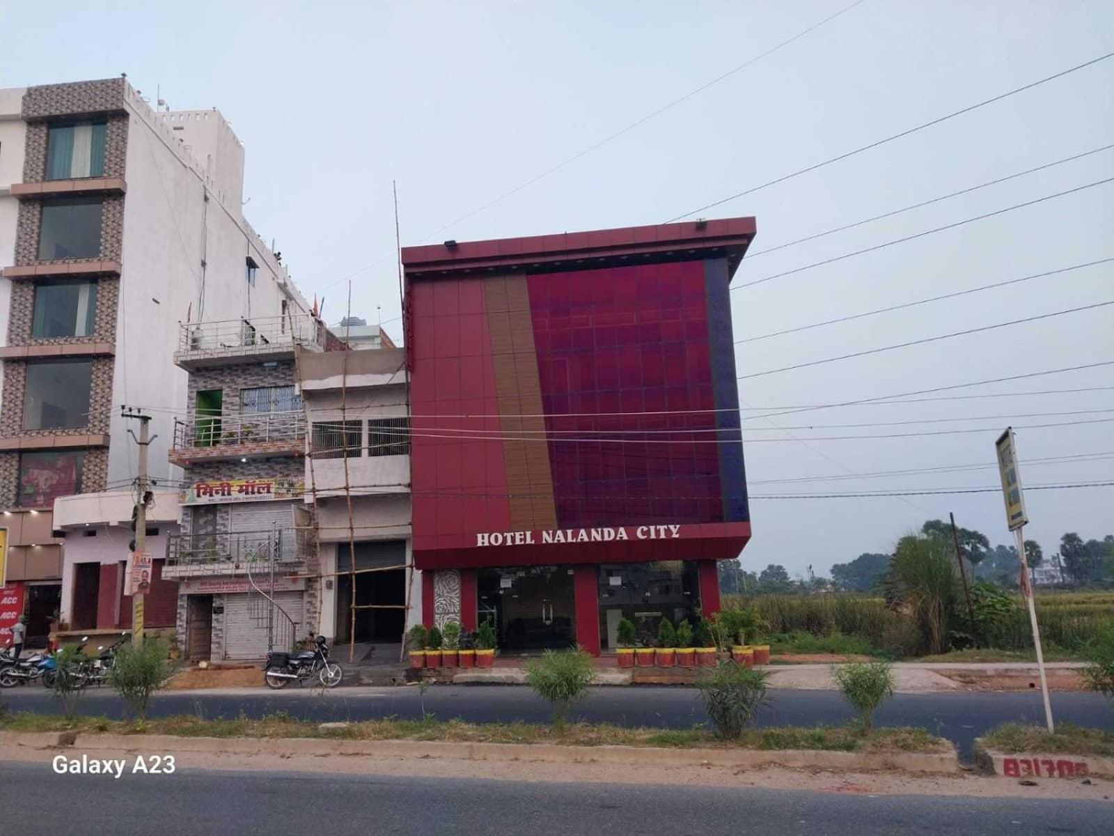Hotel Nalanda City & Restaurant Dipnagar ภายนอก รูปภาพ