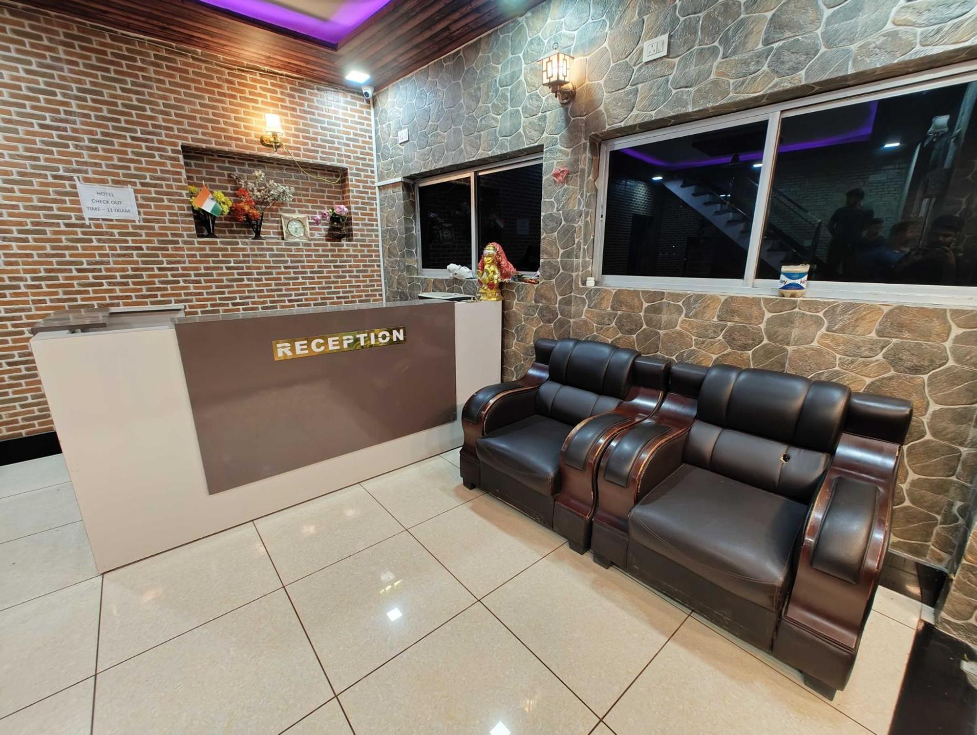 Hotel Nalanda City & Restaurant Dipnagar ภายนอก รูปภาพ